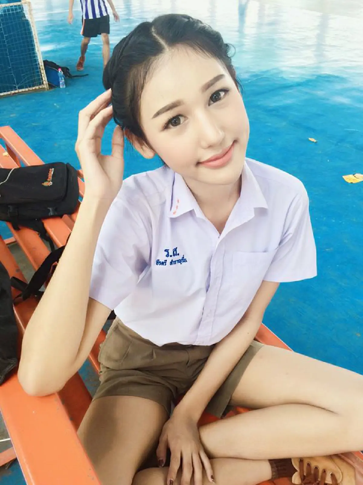 สาบานว่านี่คือนักเรียนชาย !!! เปิดวาร์ป "น้องพูม"  นักเรียนชายที่มีใบหน้าสวยที่สุดในยุคนี้ พีคสุดเธอเรียนโรงเรียนชายล้วน ! 