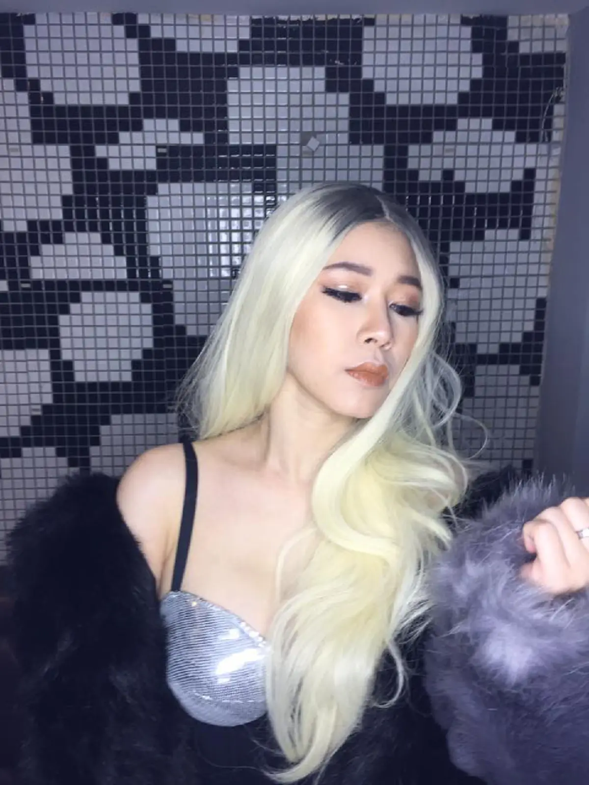 ขยี้ตาแทบอักเสบ !!! ส่องภาพ "มุก ขมคอ" แชมป์ Stage Figther ล่าสุดเปลี่ยนไปจนแทบจำไม่ได้ บอกเลยว่าแซบจนหนุ่มๆต้องร้องขอชีวิต !?