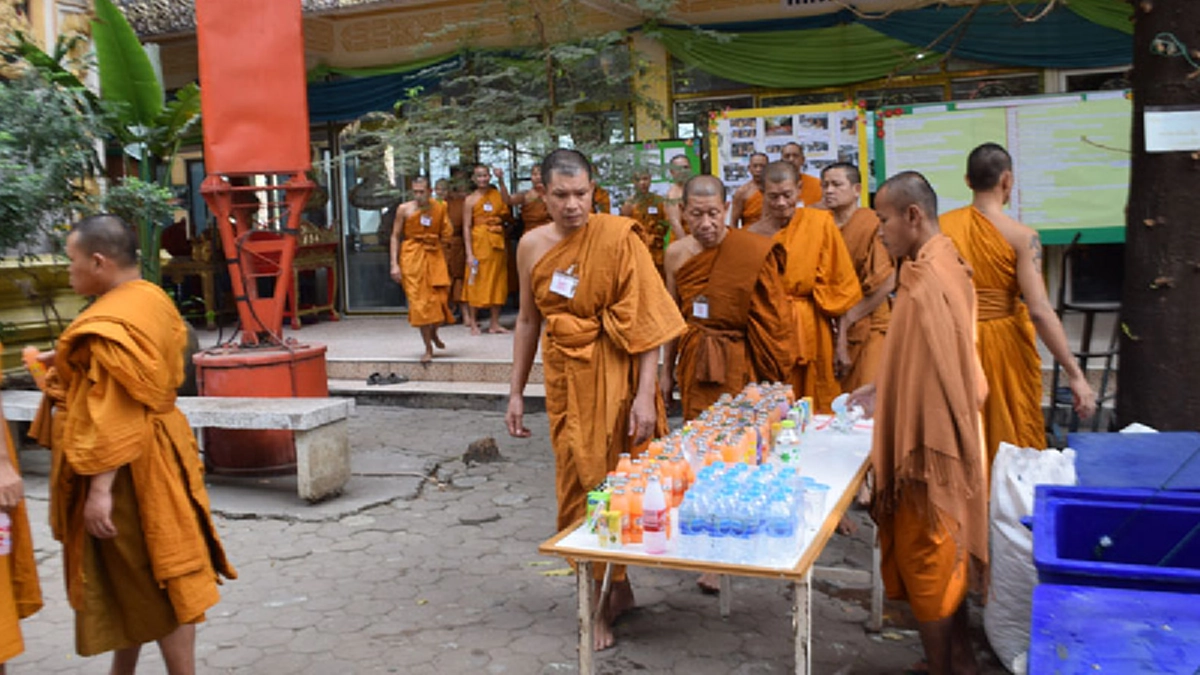 น้ำปานะทรงเสวยของสมเด็จพระสังฆราช! กับเรื่องสำคัญที่คนทำบุญต้องรู้!! ถวายน้ำปานะแด่พระภิกษุ ทำอย่างไรจึงถูกต้อง