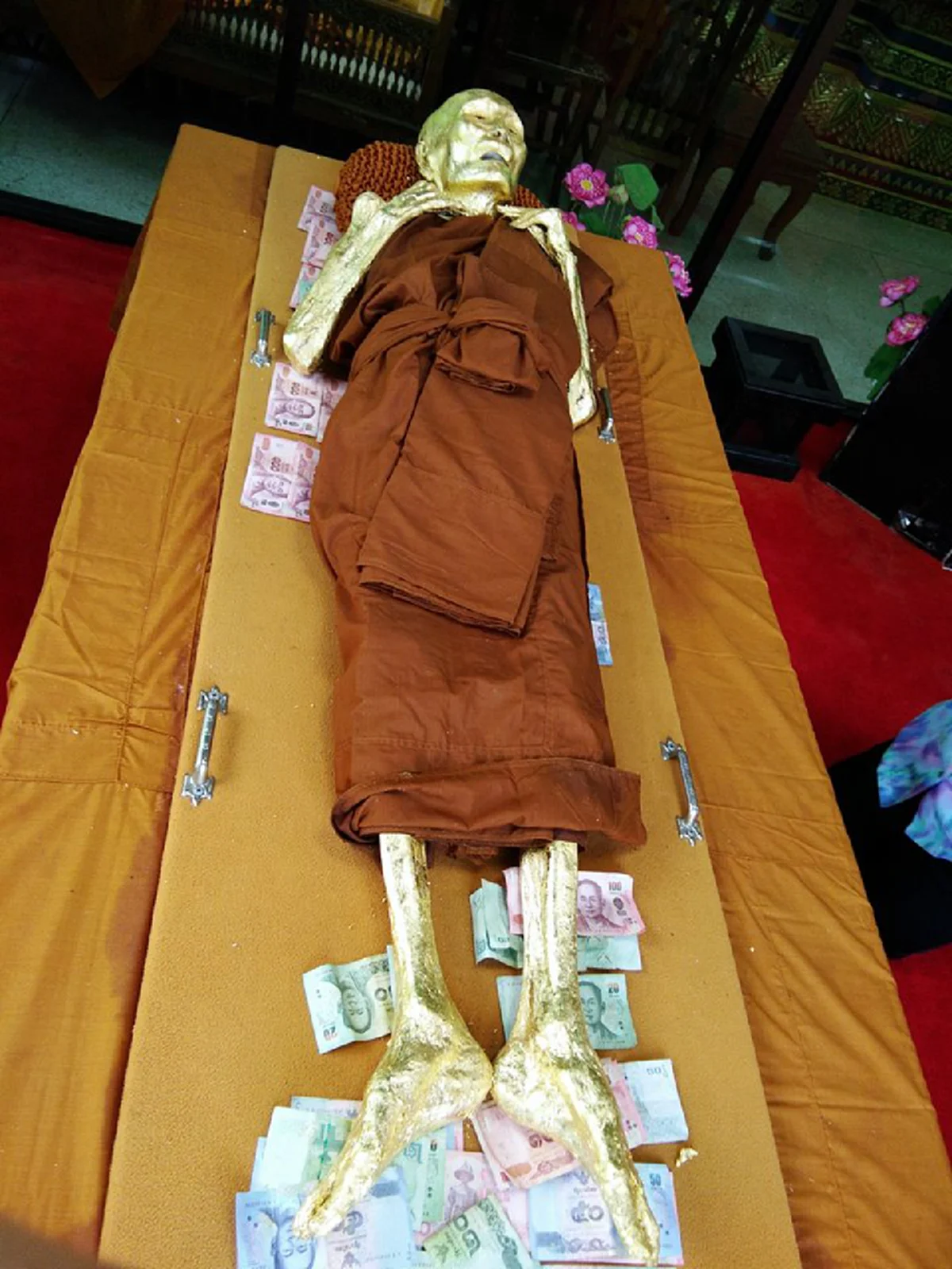 อัศจรรย์ สังขาร หลวงปู่เรือง แห่งสำนักเขาสามยอด ลพบุรี แสดงปาฏิหาริย์ก่อนละสังขาร..มรณภาพมา ๔ ปี สรีระสังขารไม่เน่าเปื่อย!! สาธุ..