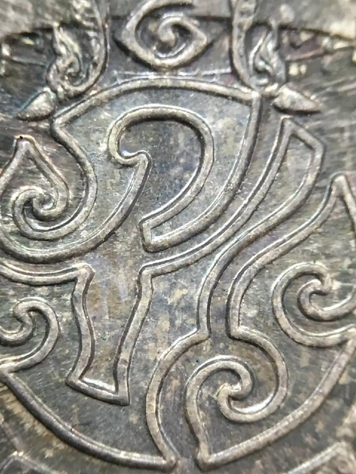 แค่รายชื่อเกจิที่ปลุกเสกก็อึ้งแล้ว!! เหรียญพระชัยหลังช้าง ภปร. พระคู่บ้านคู่เมืองที่ "หลวงพ่อฤาษีลิงดำ" ยังเอ่ยปากรับรองใน "พุทธานุภาพ"