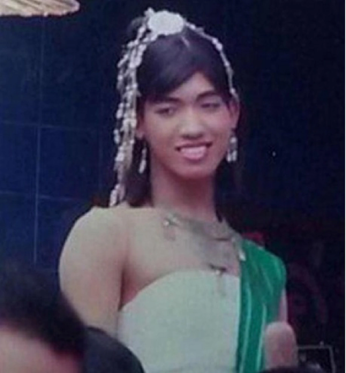 ***ขยี้ตาเป็น 100 รอบ !! เปิดเผยหน้าสด "มาดามมด" ไร้เมคอัพ-ขนตากันสาด เชื่อว่าน้อยคนจะเคยเห็น บอกเลยว่าแทบไม่อยากจะเชื่อ !!