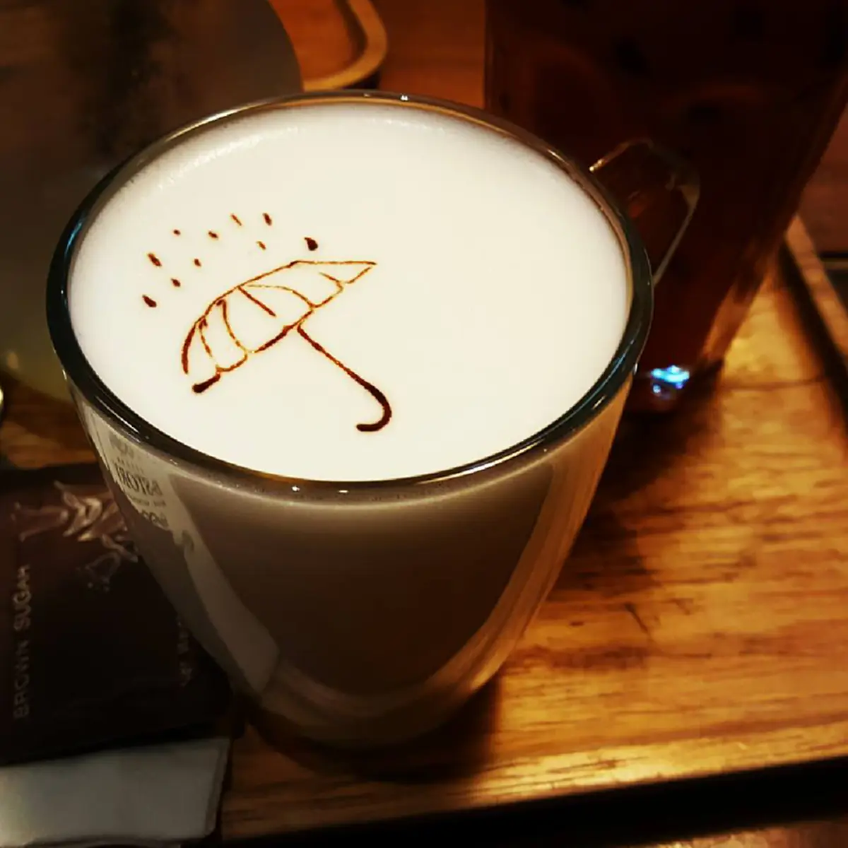 10เมนูเครื่องดื่ม สุดคิ้วท์ ร้านคาเฟ่ ติด บีทีเอส  ใจกลางกรุง มุมถ่ายยรูปเยอะมากๆ