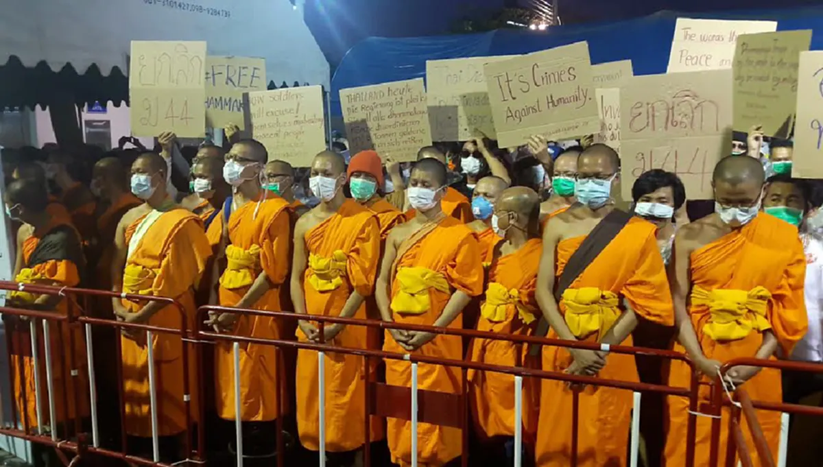 แชร์สนั่นโซเชียลฯ "ไลน์หลุด" ชวนไปวัดพระธรรมกาย สุดเพ้อเจ้อ "ใครปกป้องหลวงพ่อฯ" จะได้ไปสวรรค์!!