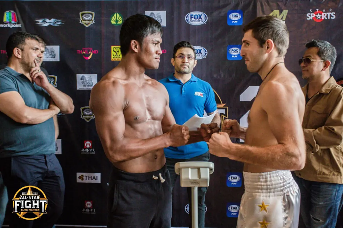 ดุเดือด..เลือดสาด!! ชมคลิป"บัวขาว" สวมบทโหดประเคนอาวุธจัดหนัก!!...ชนะคะเเนน "มวยยูเครนจอมอึด" ศึก ออล สตาร์ไฟต์!!.. (มีคลิปเต็มๆชัดๆ)