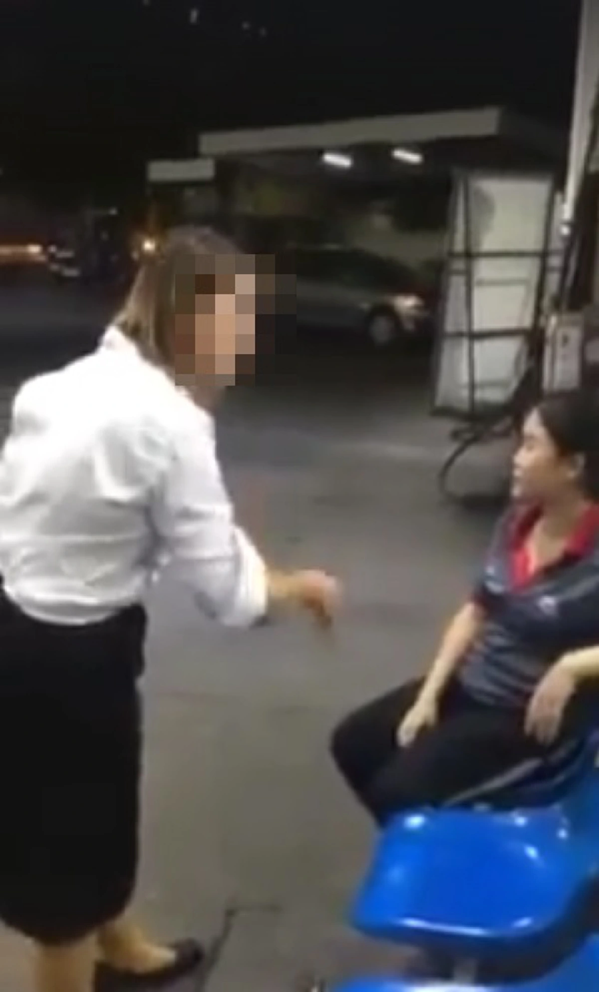 ไหนๆจะแถก็ให้สุดๆ!! สาวทะเลาะเด็กปั๊มโดนเพื่อนแจ้งจับโกงเงิน 9 แสน โผล่แจงรัวๆ ติดต่อเจ้าทุกข์ไม่ได้!?!