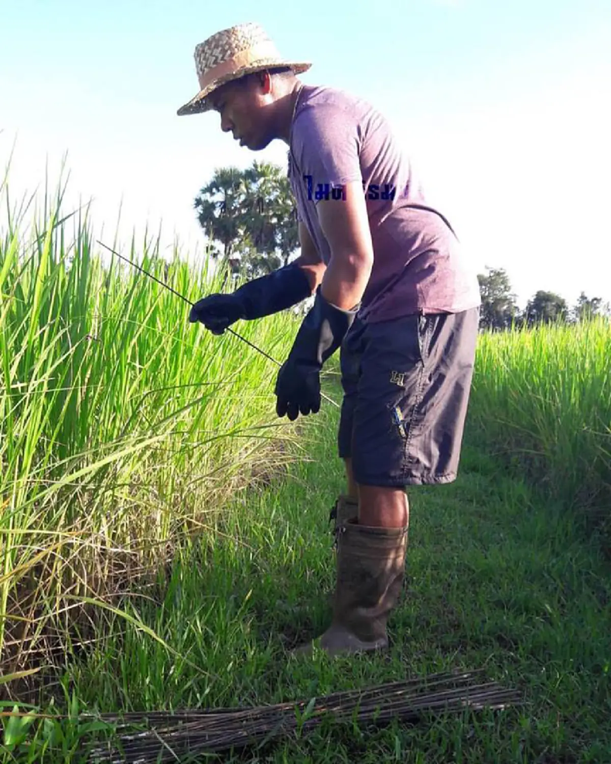สุดยอดลูกทุ่งสมถะ!! ส่องชีวิตเรียบง่ายของ "ไมค์ ภิรมย์พร" ในวันว่างจากทัวร์คอนเสิร์ต ชาวเน็ตต่างยกนิ้วให้ในความติดดิน ? (ชมภาพ)