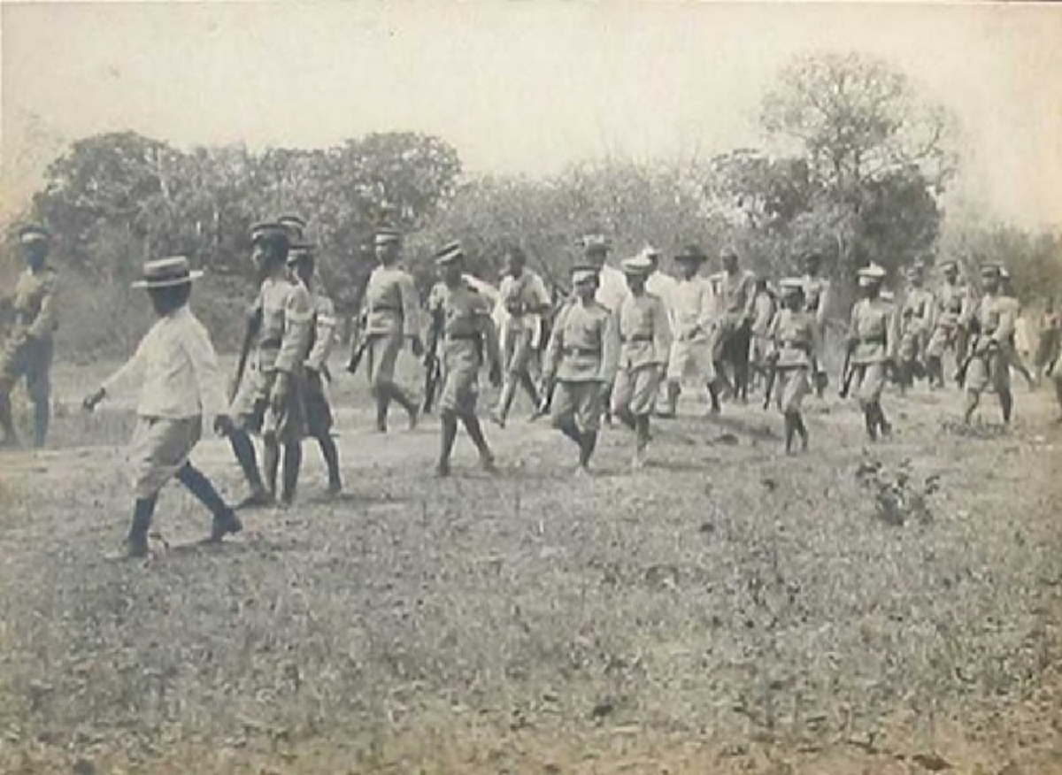 ประวัติศาสตร์...ยังต้องจารึก "เสือแป้น" จอมโจรแห่งลุ่มน้ำแม่กลอง !!! นักโทษประหารที่ฆ่าไม่ตาย !! ไม่ว่า เพชรฌฆาต จะลงดาบอย่างไรก็ฟันไม่เข้า