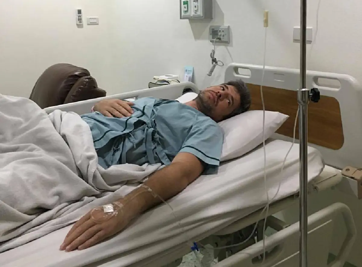 ขอกำลังใจคนไทย!! คริส อดีตทหารคอมมานโดอังกฤษ ร่างกายทรุดเข้ารพ.แต่ไม่ละความตั้งใจวิ่ง900กิโลร่วมหาทุนสร้างตึกศิริราช สู้เพื่อพ่อ