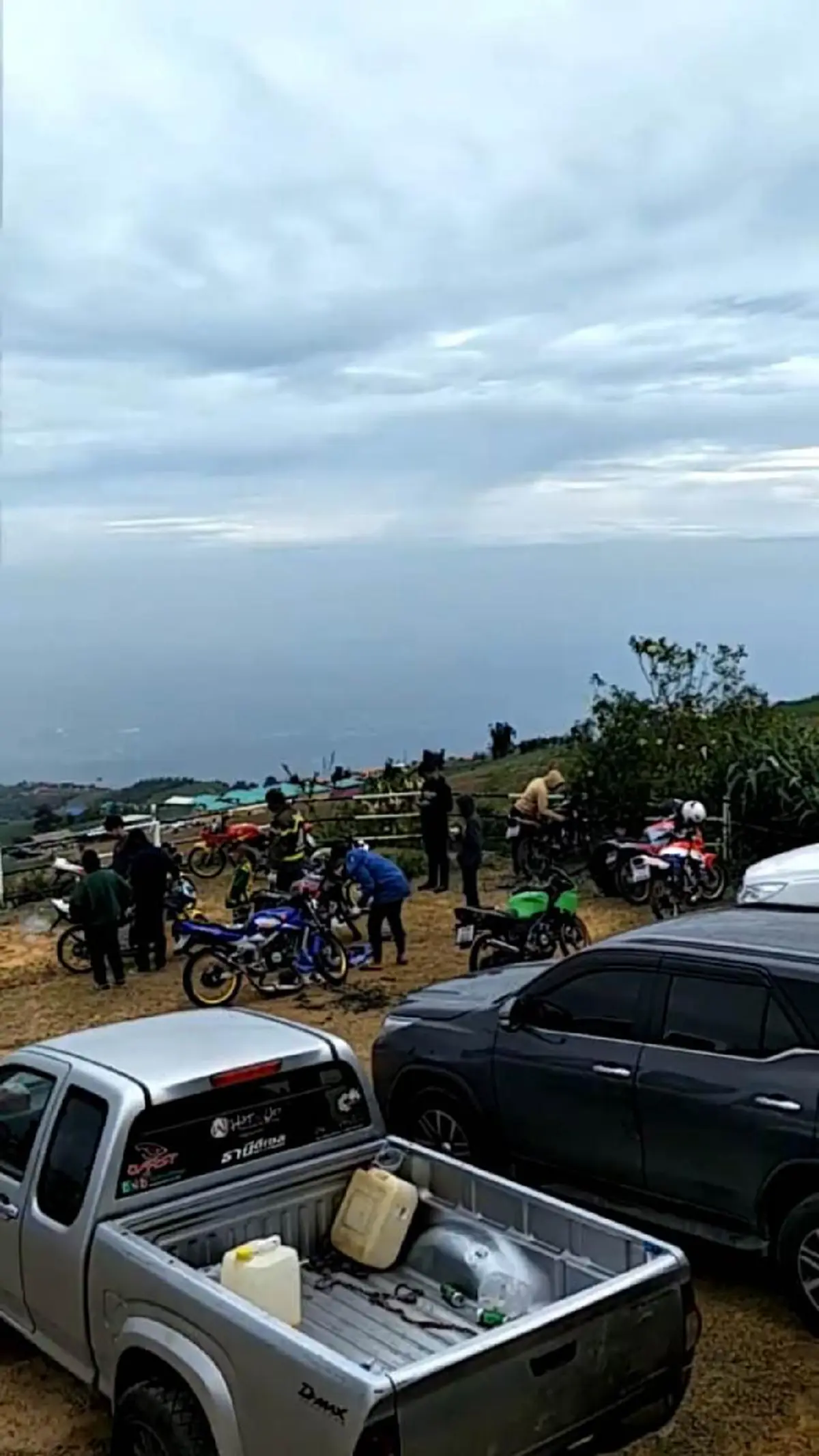 เที่ยวภูทับเบิกบรรยากาศดีมาก อากาศดี หนาวมากๆ แต่เสียเพียงอย่างเดียว...?! (ชมคลิป)