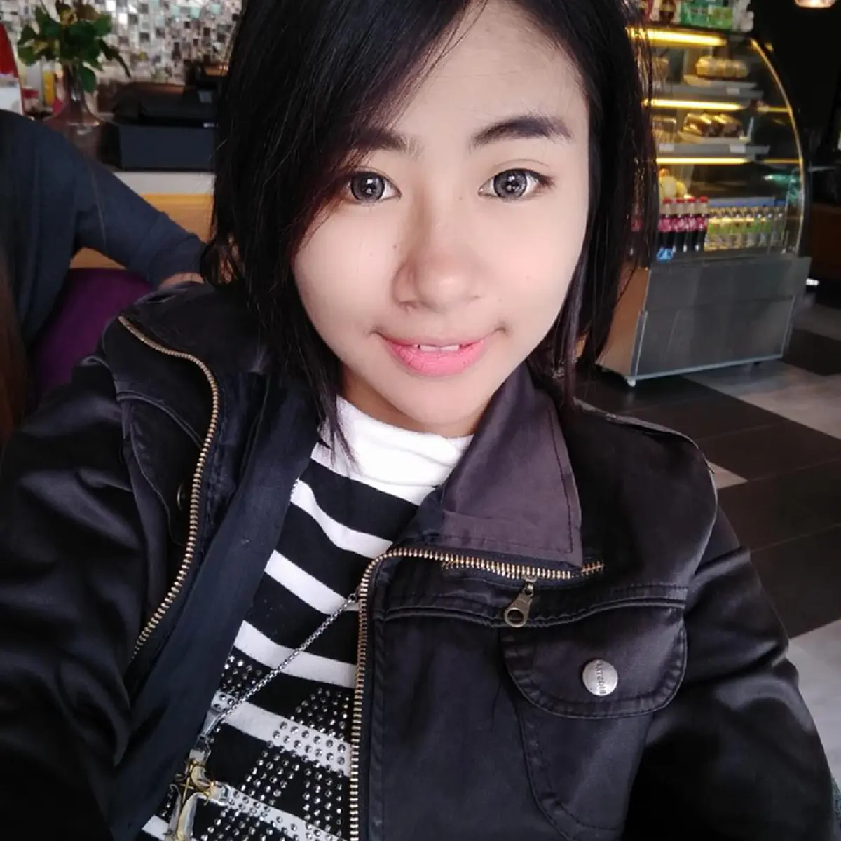 พ้นผิดชีวิตเปลี่ยน !!! ส่องภาพล่าสุด "อ้อม จิดารัตน์" หลังออกคุกมากว่า 3 เดือน ! แซบแค่ไหนถามใจหนุ่มๆ ดู ??!! (ภาพ)