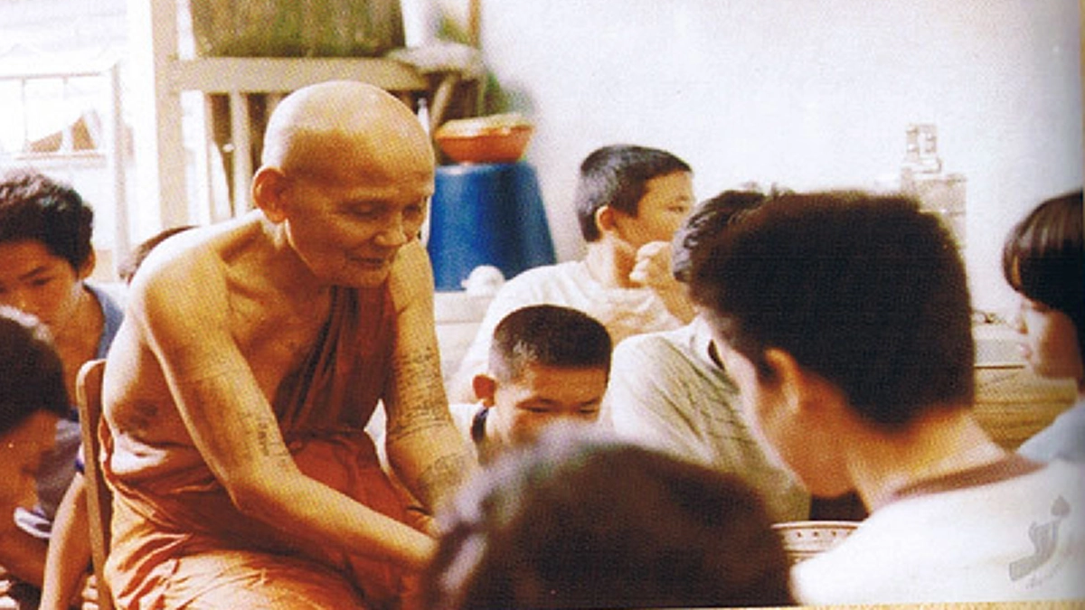 “กินก็ตาย ไม่กินก็ตาย” ปริศนาธรรมที่หลวงปู่ดู่ตอบแก่ลูกศิษย์จนใครใครต้องแอบยิ้มกันทำไมถึงเป็นเช่นนั้น