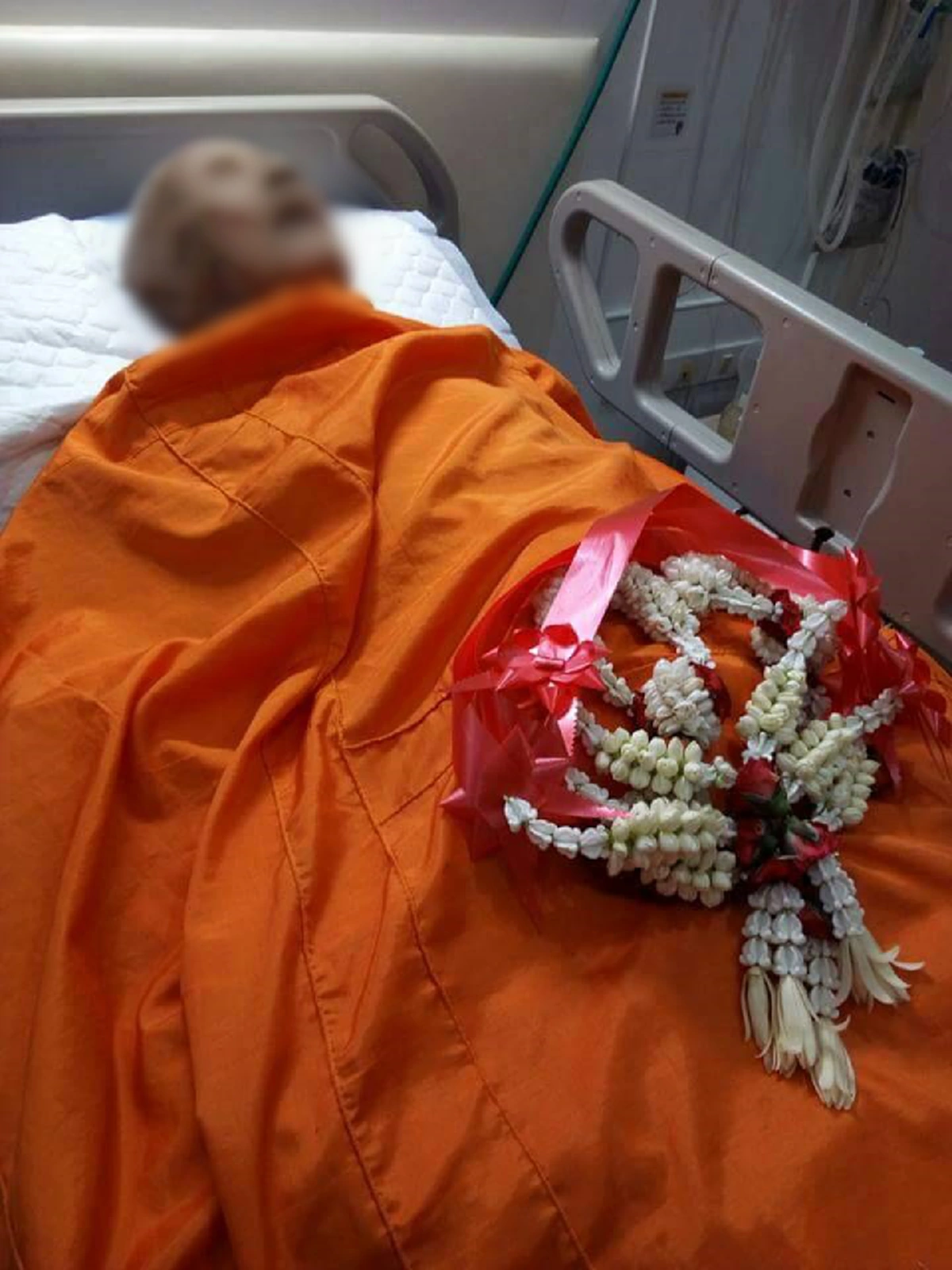 ลูกศิษย์ร่ำไห้!! "หลวงพ่อแบน" พระเกจิดังเมืองสุพรรณฯ มรณภาพแล้วหลังอาพาธด้วยโรคชรา สิริอายุ 86ปี