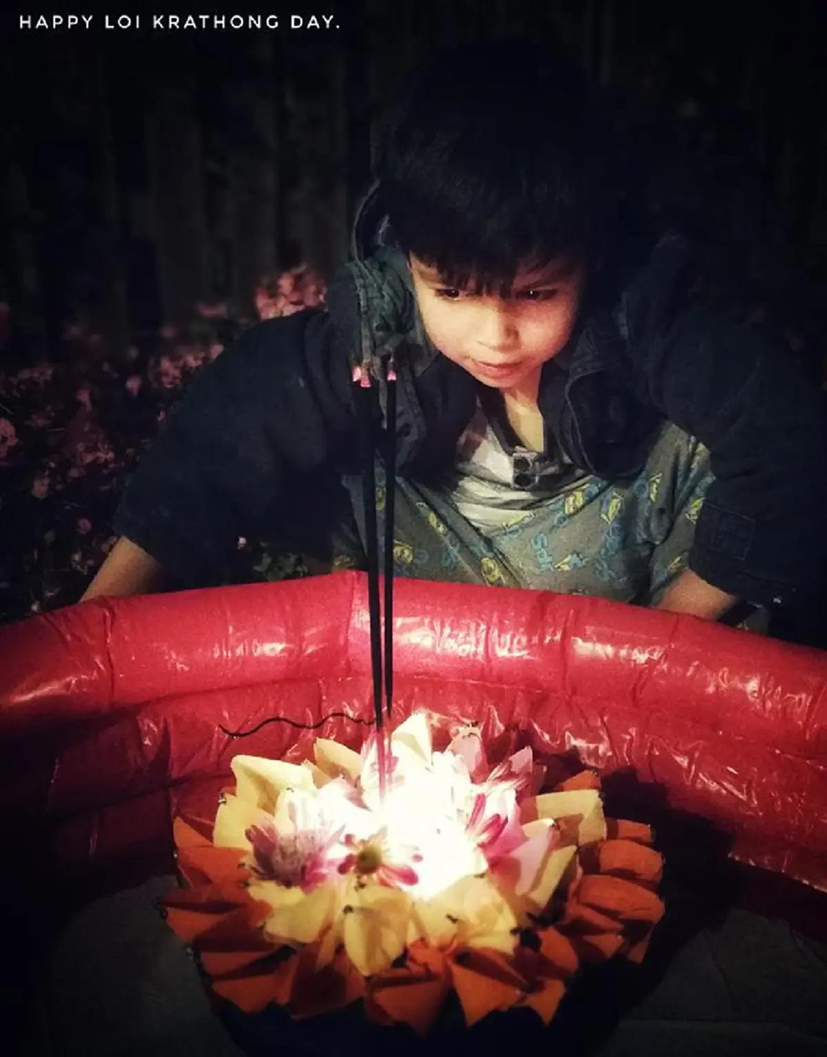 ยังจำกันได้ไหม?? "ดีแลนท์" หนูน้อยที่ท่องพยัญชนะไทย"ฮาร์ดคอร์ ก ไก่" จนดังเป็นพลุแตก นี่คือภาพปัจจุบันของเขา หลังโตเป็นหนุ่ม