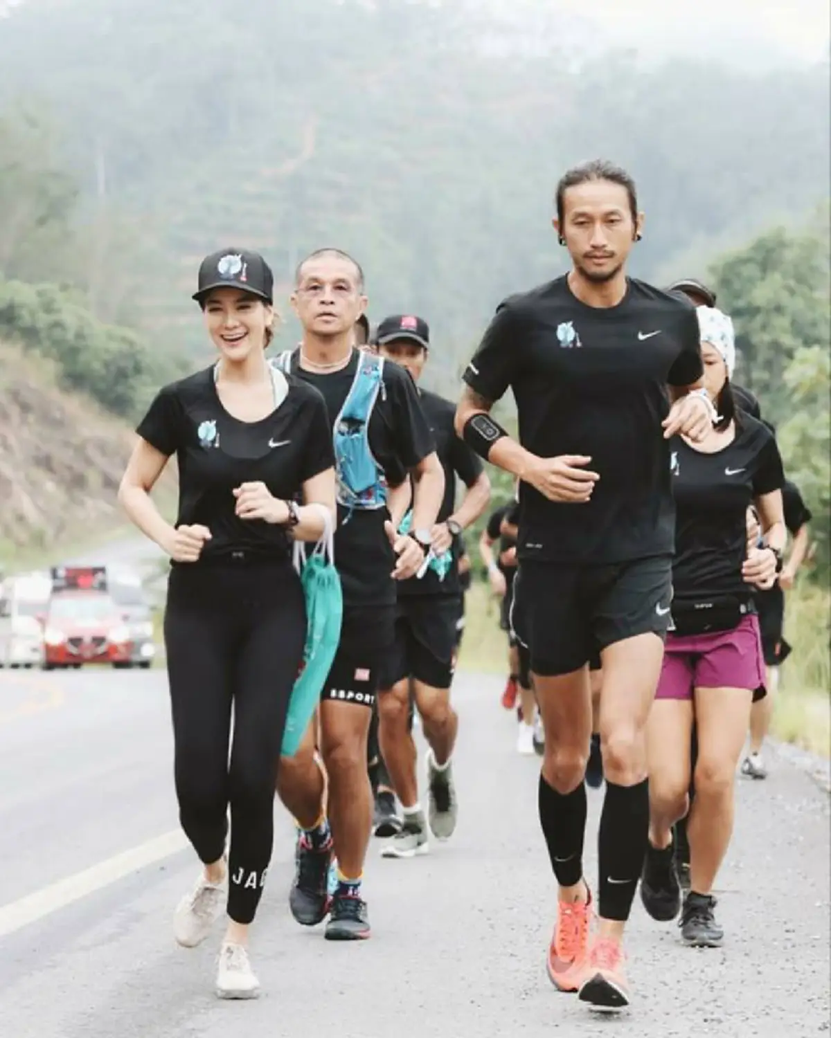 เราเชื่อ..คนไทยคิดเหมือนเธอ!! ก้อย รัชวิน โพสต์ภาพประทับใจพร้อมแคปชั่นซึ้ง ความเอื้ออาทรของพี่น้องยะลาสุดชายแดนใต้#เปลี่ยนความคิดก้อยตลอดกาล