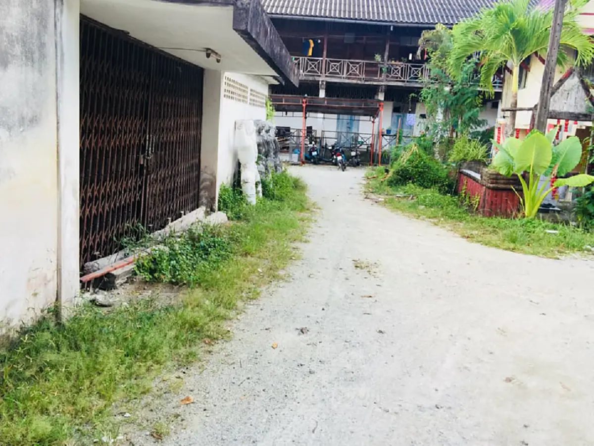 สำนักพุทธฯว่างัย..ยิ่งขุดยิ่งฉาว!!ชาวเน็ตแฉข้อมูลใหม่วัดดังภูเก็ต เจ้าอาวาสเปิดอาคารเก่าให้แรงงานต่างด้าวเช่า ร้องหน่วยราชการสอบด่วนๆๆ??
