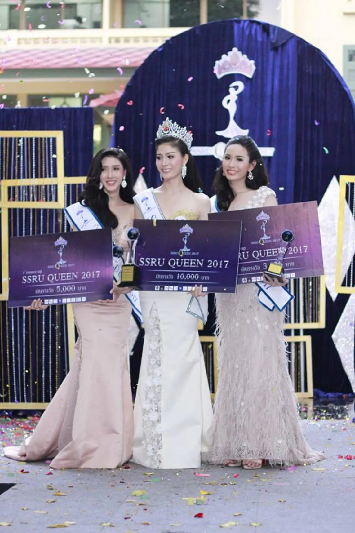 #น้ำตาท่วมกลางเวที!! “น้องตาล อภัสรา หมื่นน้อย” ผู้คว้ามงกุฏ “SSRU QUEEN 2017” คนล่าสุด ของการประกวดเพศทางเลือก !! (ชมภาพ)