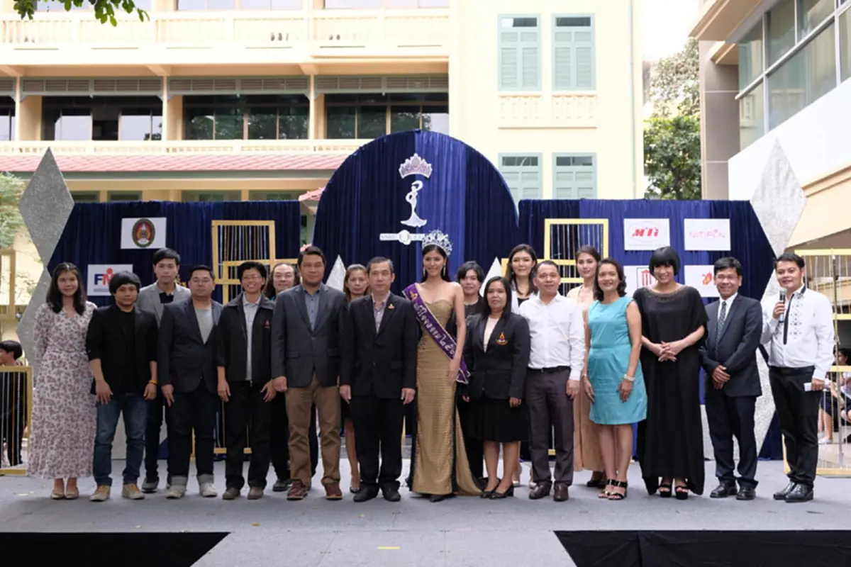 #น้ำตาท่วมกลางเวที!! “น้องตาล อภัสรา หมื่นน้อย” ผู้คว้ามงกุฏ “SSRU QUEEN 2017” คนล่าสุด ของการประกวดเพศทางเลือก !! (ชมภาพ)