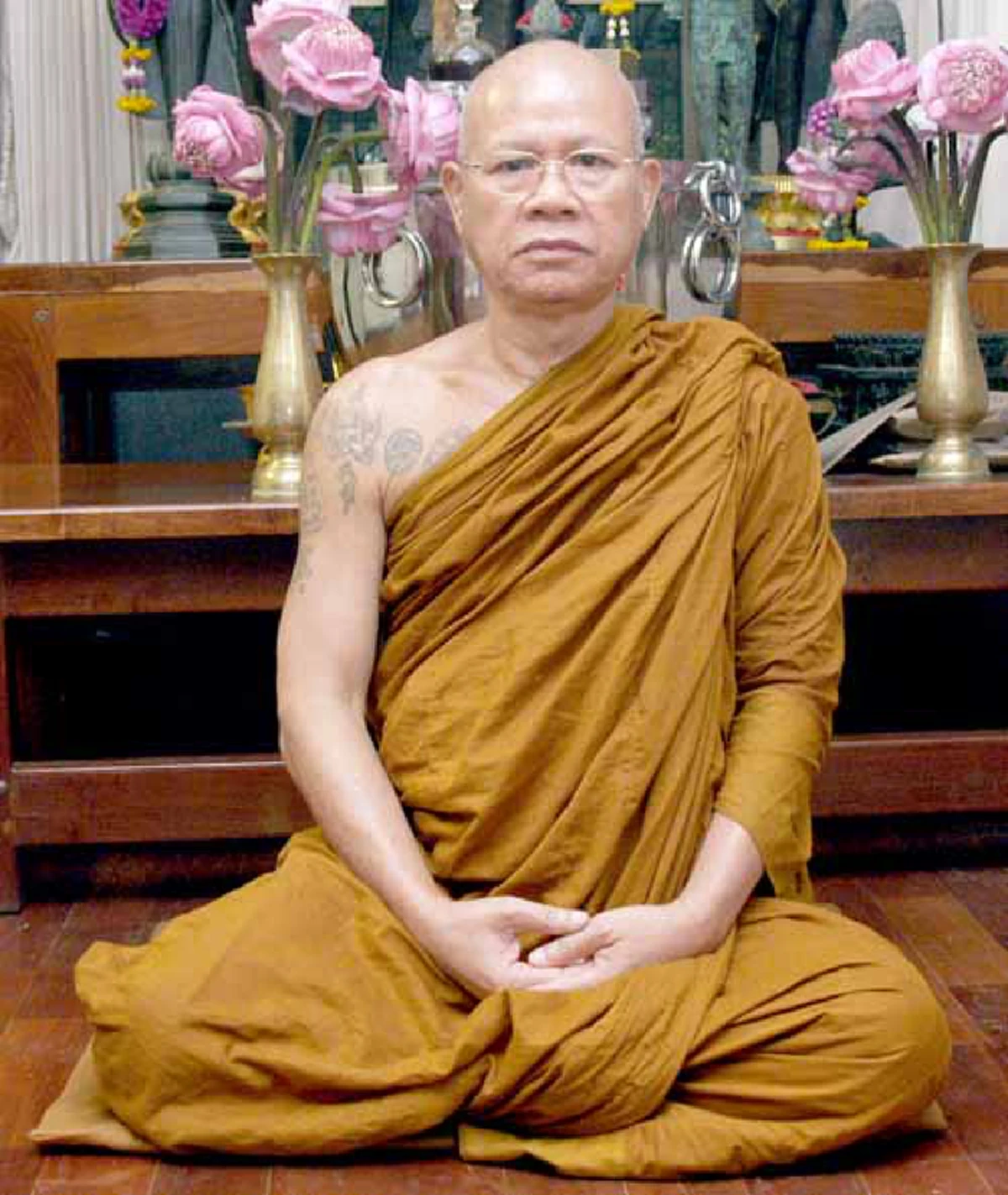 ตำราว่าระงับเหตุเภทภัยทุกเรื่อง..ตะกรุดมหาระงับ ตำราพิชัยสงคราม "หลวงพ่อสมภพ วัดสาลีโข"ดวงวิญญาณหลวงปู่เผือกมาสอนให้..