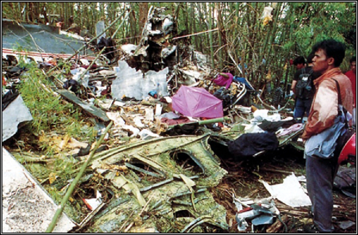 เรื่องเล่าหลอนหัวโกร๋น แห่แชร์ !!! เรื่องเล่าการพบเจอสิ่งลี้ลับ ณ สุสานเลาด้าแอร์ในตำนาน !!! เหตุการณ์เครื่องบินตกครั้งใหญ่ที่สุดในไทย