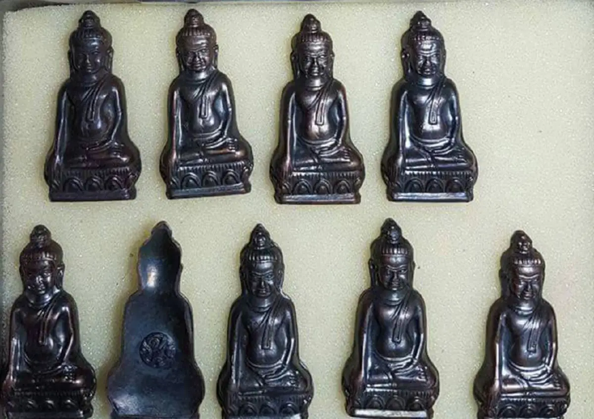 พระหูยาน รุ่นปืนแตก100ปี วัดราชบพิธ ดีจริงๆ! พระเกจิดังทั่วประเทศ108รูปร่วมเสก ทหาร!ลองยิง กระสุนไม่ออก แต่ปากกระบอกปืนแตกทันที!