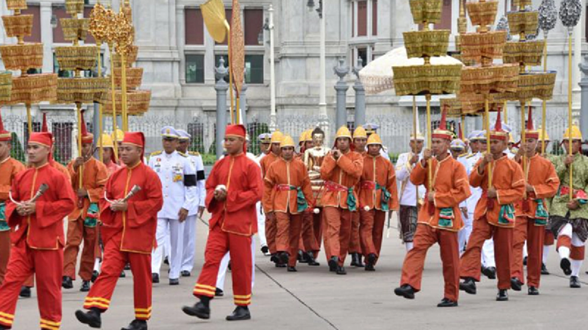 ยาวนานกว่า ๑๑๖ปี ที่พระพุทธนรสีห์ ไม่เคยได้เชิญออกมานอกพระที่นั่งอัมพรสถานเลยตั้งแต่สมัยรัชกาลที่ ๕
