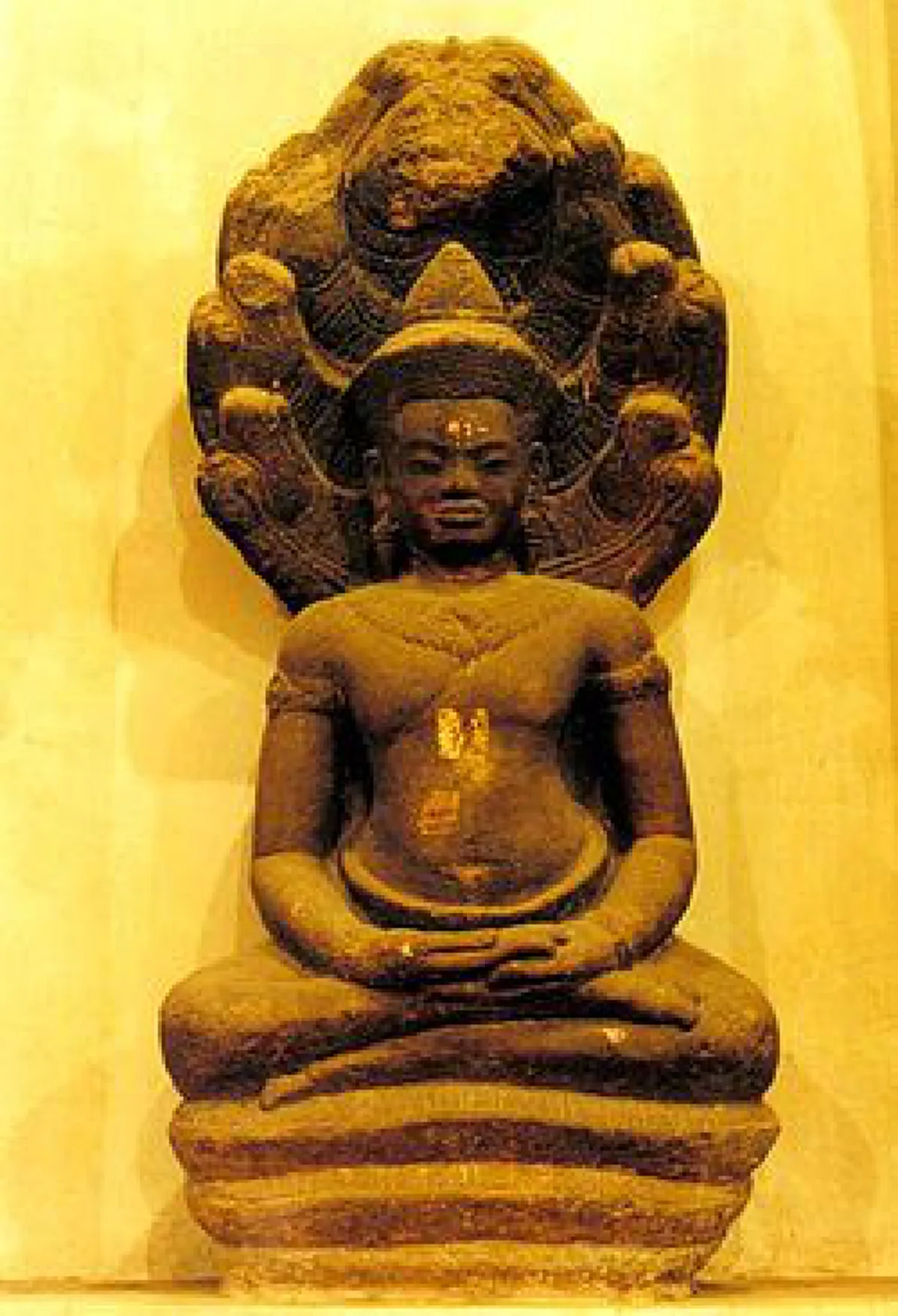 อธิษฐานอย่างไร ให้ปาฏิหาริย์มีจริง! เรื่องสำคัญที่หลายคนละเลย วิธีขอขมารัตนตรัยและพระอริยะที่เคยปรามาส