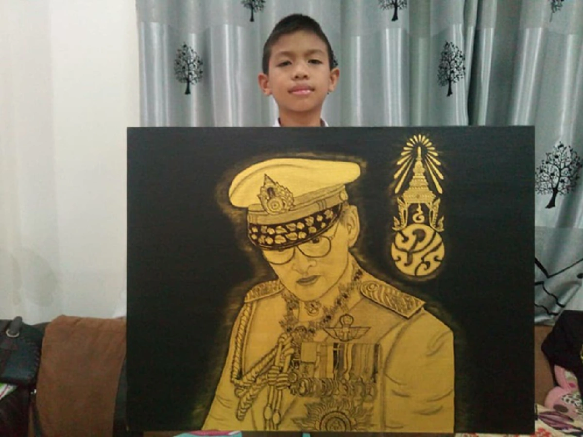 "น้องอามานี่" หนุ่มน้อยวัย 12 ความสามารถเกินตัว สร้างผลงานศิลปะสวยจนผู้ใหญ่ต้องยอมรับ(คลิป)