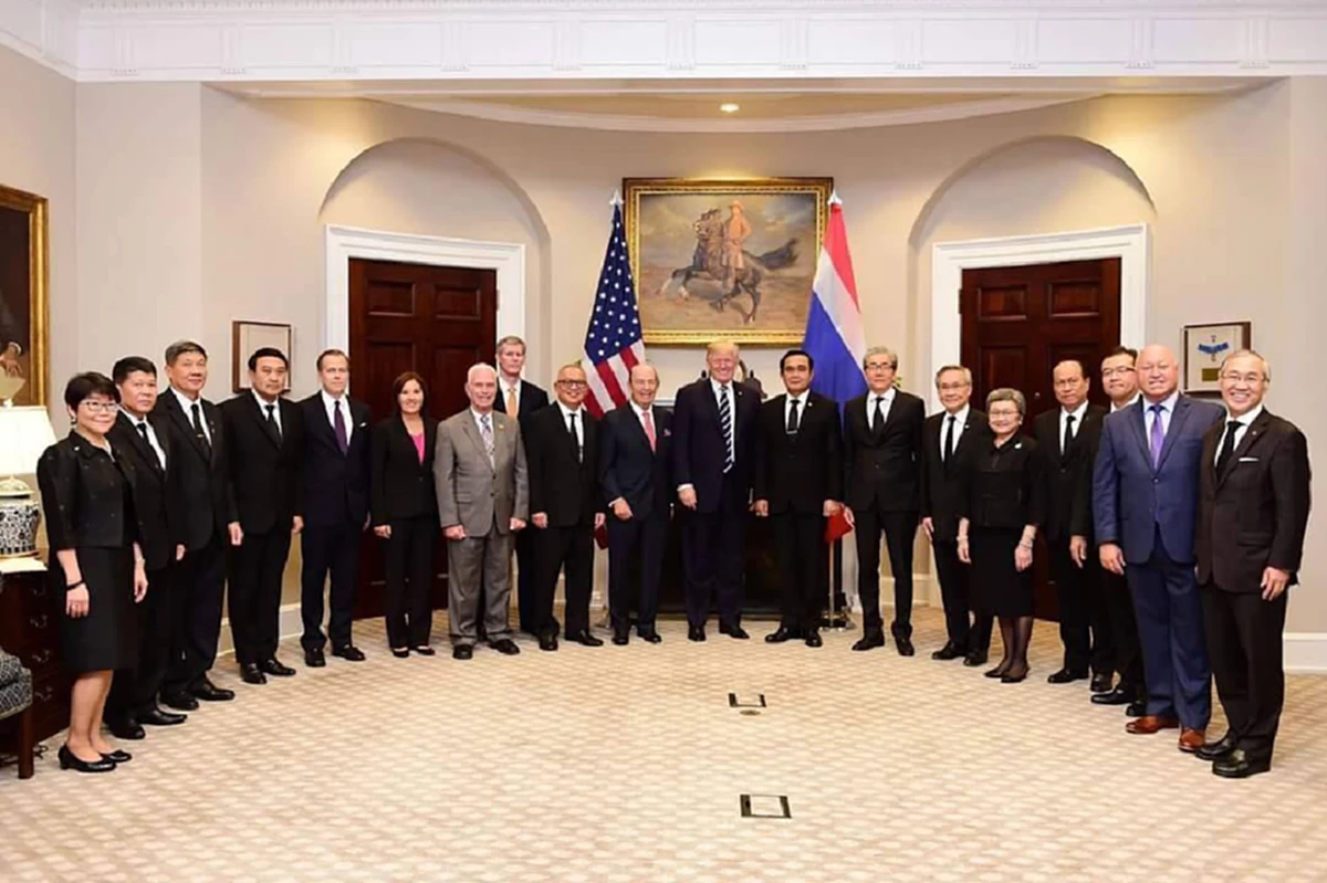 ประยุทธ์โวผู้นำอาเซี่ยนคนที่ 3  “บินพบทรัมป์เยือนทำเนียบขาว”   ตีปี๊บหนีบธุรกิจยักษ์ใหญ่ 30 รายของไทยขยายโอกาสต่อยอดธุรกิจกับสหรัฐฯ