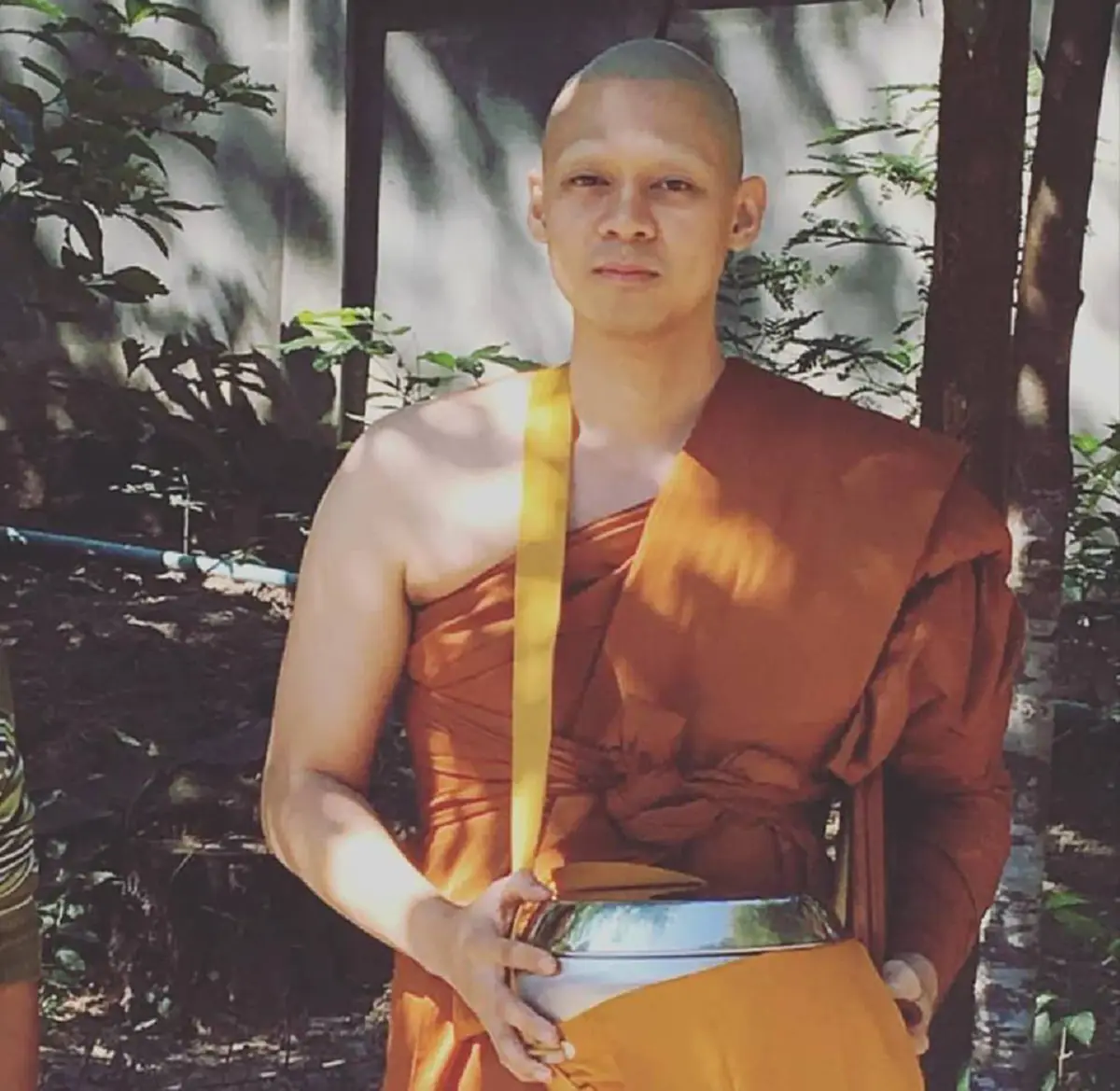 อนุโมทนาบุญครั้งใหญ่!! "แดน วรเวช" เข้าพิธีอุปสมบทแบบเรียบง่าย ที่วัดป่าภูทับเบิก ทดแทนพระคุณบุพการี แฟนคลับแห่ร่วมศรัทธา #สาธุๆ!?! (มีภาพ)