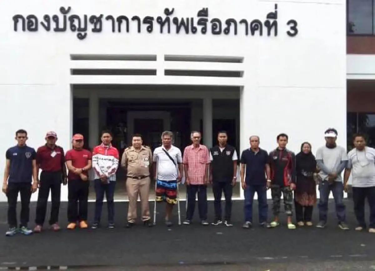 กองทัพเรือภาคที่ 3 สั่งการให้ค้นหาเรือตกปลาที่สูญหายพร้อมลูกเรือ จัดอากาศยานและเรือและประสานหน่วยต่างๆ จนสามารถช่วยได้สำเร็จ (รายละเอียด)