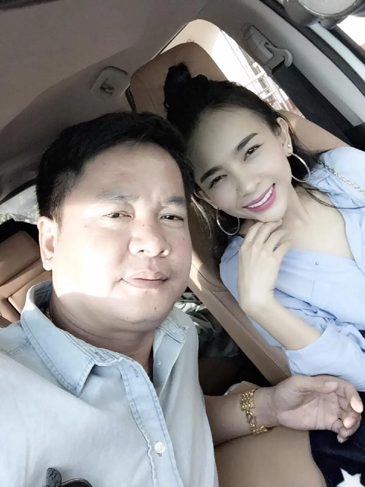 โซเชียลแทบแตก!! คนดูเกือบ5ล้าน "หนุ่มลาว" อัดคลิปบ่นเมีย สุดอัดอั้นขอระบายหน่อยเถอะ "ใครว่ามีเมียงามแล้วสบาย" ชาวเน็ตแห่คอมเมนท์รัวๆ !!