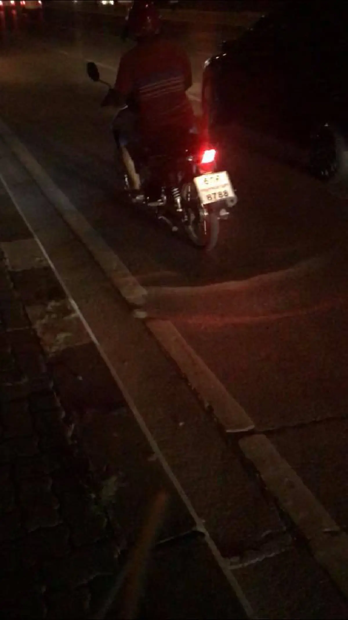 หนุ่มสุดเซ็ง...นึกว่านั่งรถทัวร์ข้ามจังหวัด !!! วินจยย. เถื่อน ย่านหมอชิตฟันยับส่งแค่ปากซอย 500 บาท !!! #คลิป