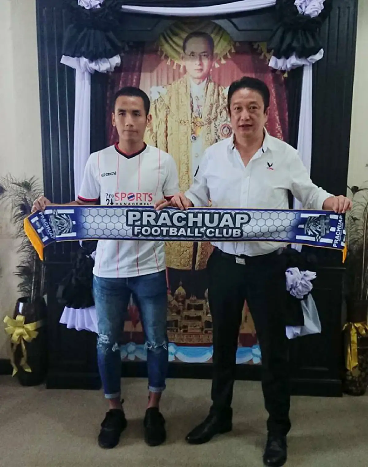 จะทุ่มเทเต็มที่!! "ลิน คยอชิต" ร่วมลงซ้อมกับเพื่อนร่วมทีม พีที ประจวบ เอฟซี ครั้งแรก เผยบรรยากาศอบอุ่น
