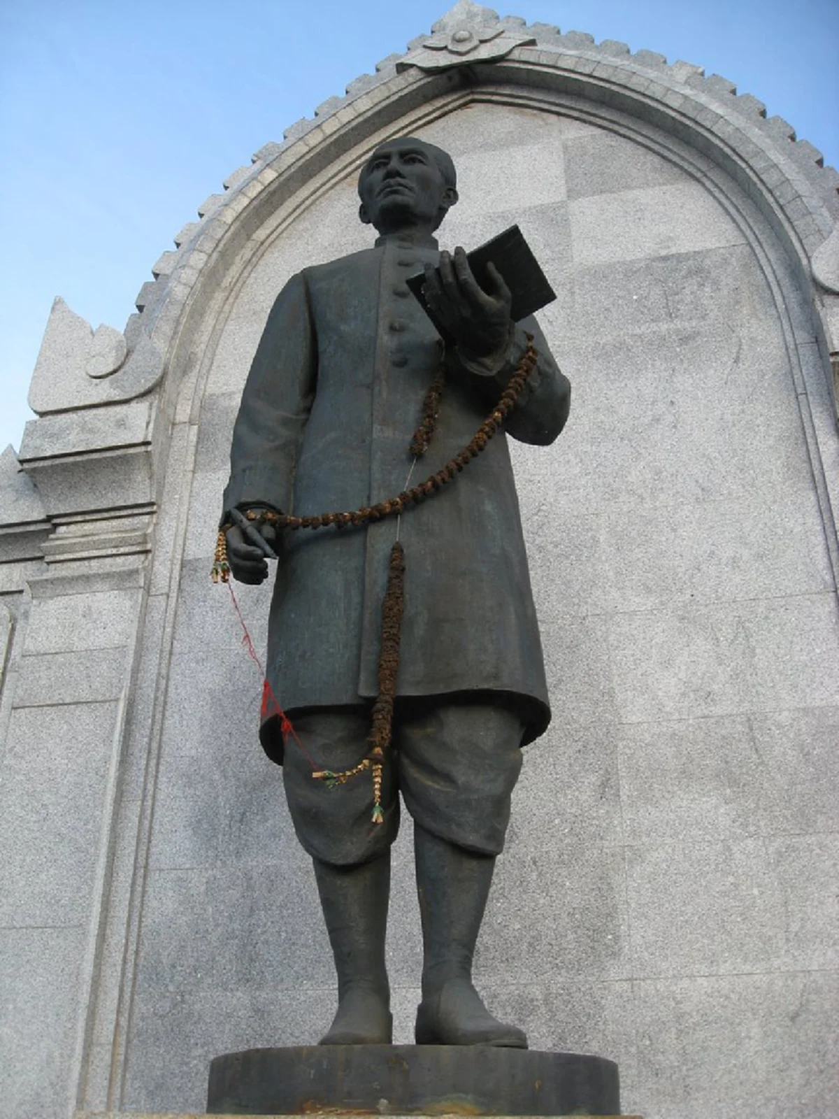 ย้อนรำลึกปราชญ์แห่งสยาม!! ๕ กรกฎาคม ครบรอบ ๑๙๕ ปี "พระยาศรีสุนทรโวหาร" นักปราชญ์ภาษาไทย "ผู้แต่งตำราเรียนชุดแรกของไทย" #วันนี้ในอดีต!!!