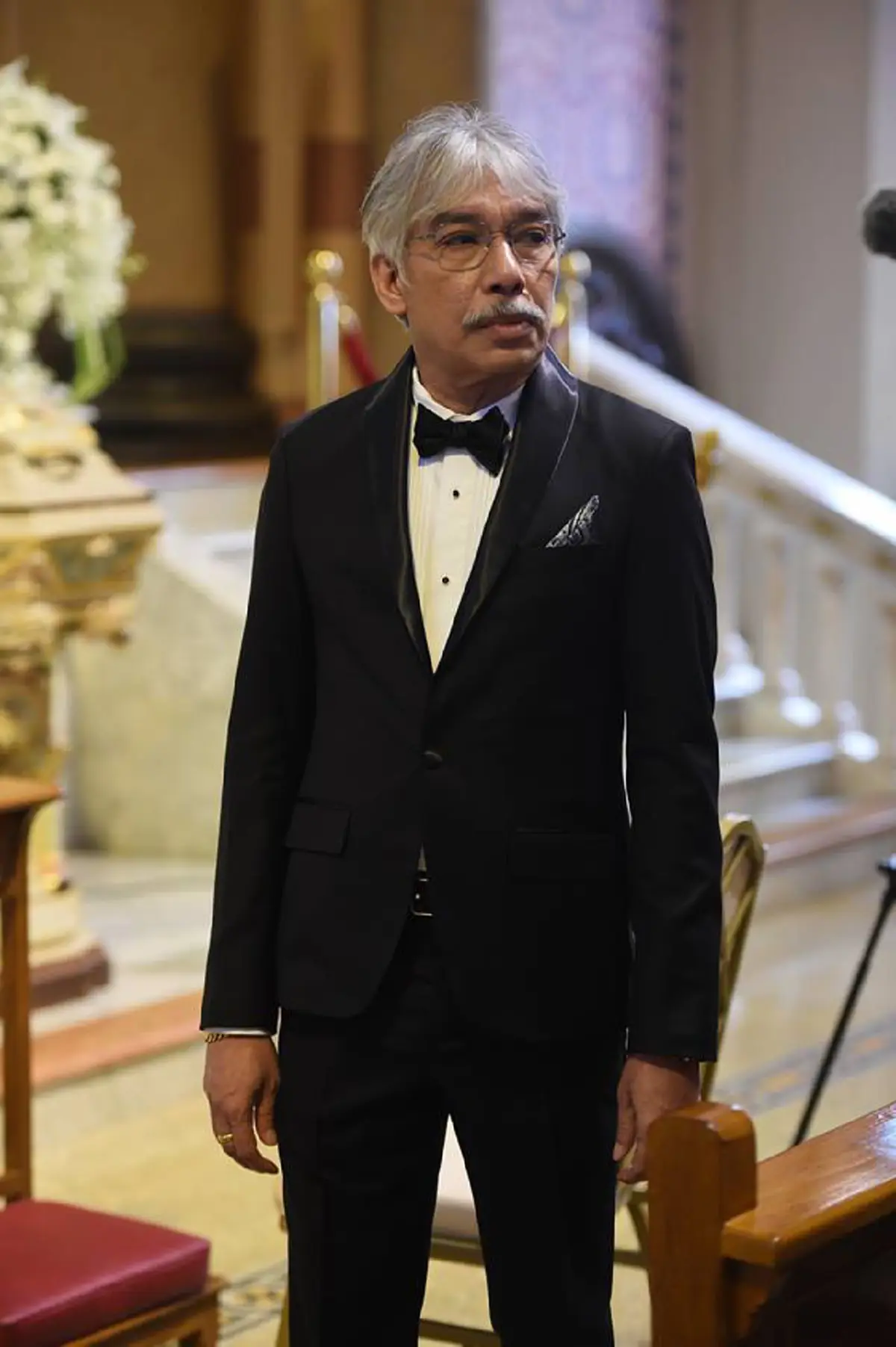 **วิวาห์หวานอีกคู่ !!! "กริช ทอมมัส" ควงแขนแฟนสาวรุ่นลูก "น้องอาลิส" จัดพิธีมงคลสมรสแบบหวานชื่น ! งานนี้ทำเอาชาวเน็ตอิจฉากันถ้วนหน้า