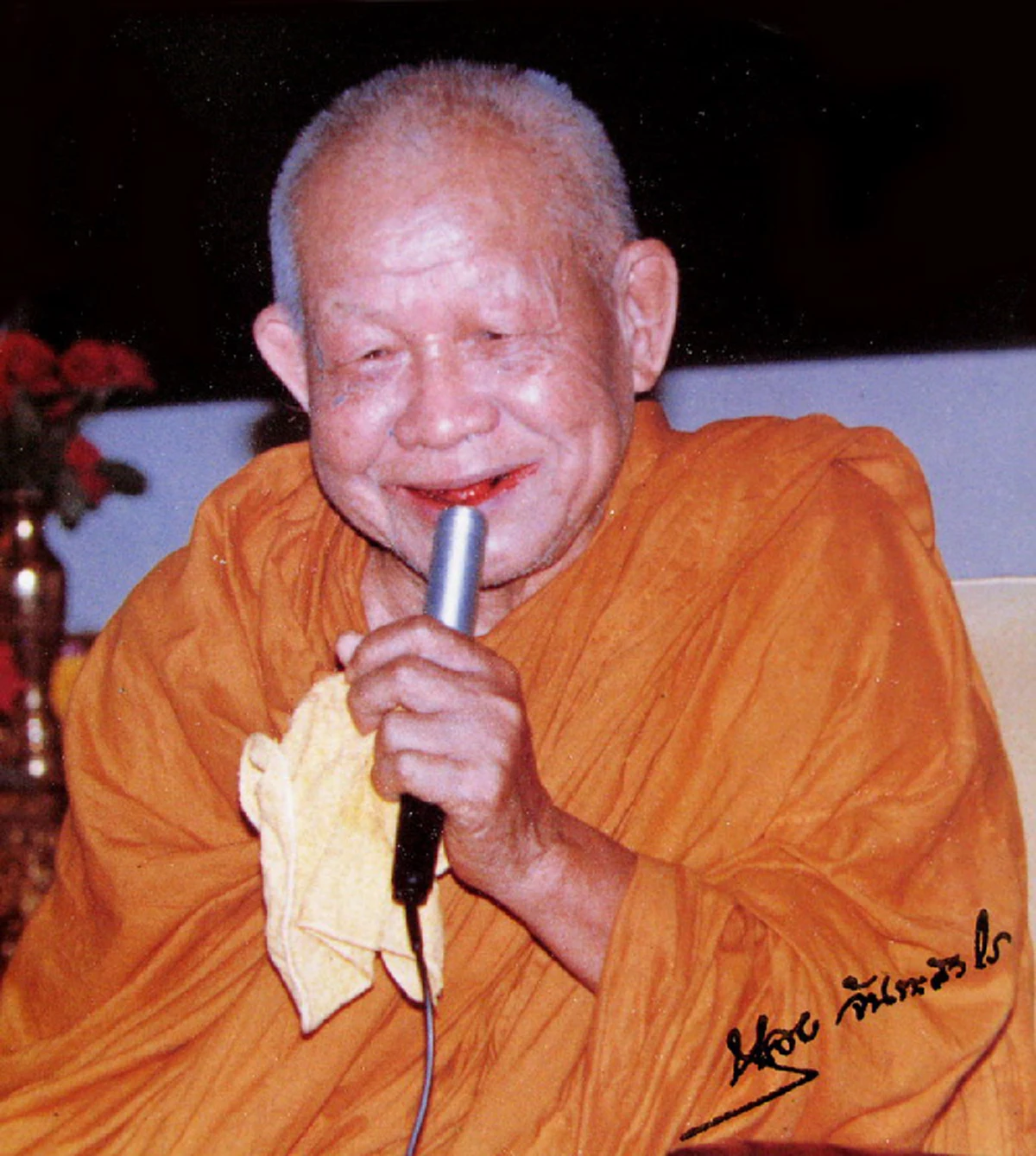ถึงกับเป็นลมล้มพับไปทันที!! เมื่อ หลวงปู่มั่น สั่งห้าม "หลวงปู่หลุย" บิณฑบาตในเส้นทางที่ท่านเดิน แต่ด้วยความดื้อรั้น จึงเกิดเหตุร้ายขึ้น!!
