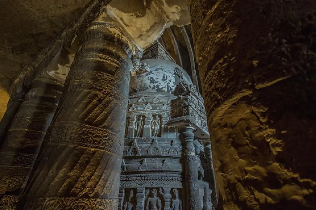 สุดมหัศจรรย์!! ถ้ำอชันตา วัดถ้ำในพุทธศาสนาที่งดงามและเก่าแก่ที่สุดในโลก ในประเทศอินเดีย ครั้งหนึ่งในชีวิตชาวพุทธควรหาโอกาสไปเยือน! (ชมภาพ)