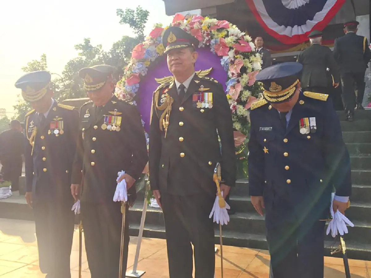 ผบ.เหล่าทัพ วางมาลา และร่วมพิธี เทิดเกียรติ 8,195 บรรพชนไทย ‬ เนื่องในวันกองทัพไทย!!!