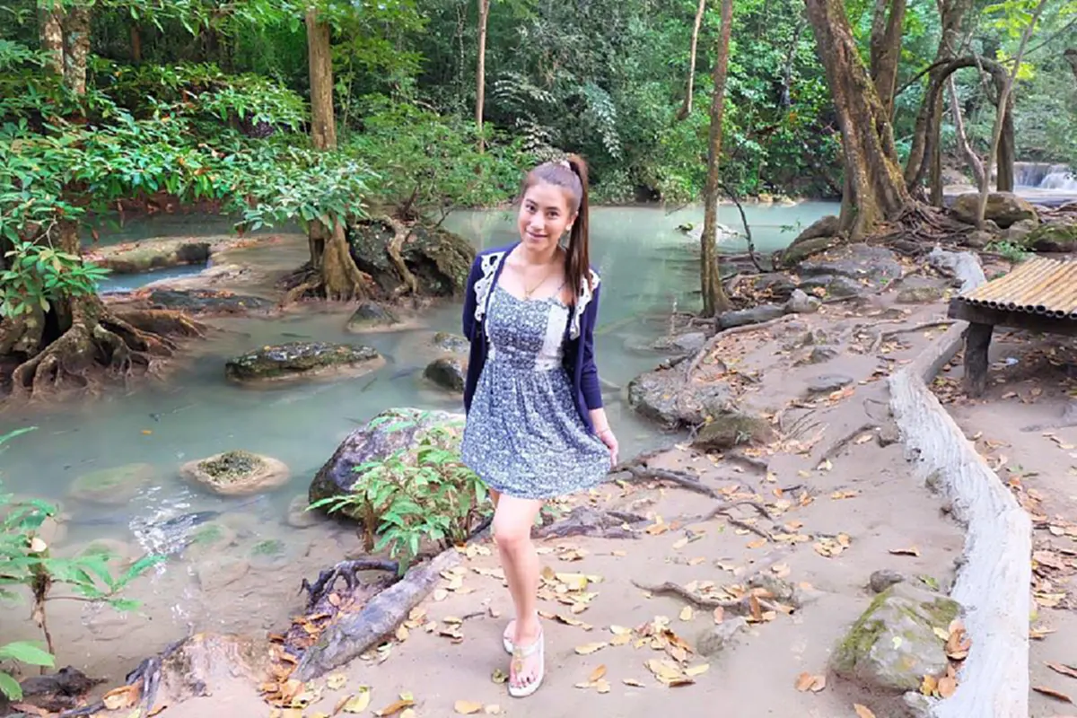 ***เพ่งตาแทบหลุด!!! "แคทตี้" แฟนสาวของ "ปีโป้" แค่โพสต์ภาพลงเฟซบุ๊ก ทำเอาคนทั้งประเทศถึงกับต้องกดไลค์รัวๆ !?