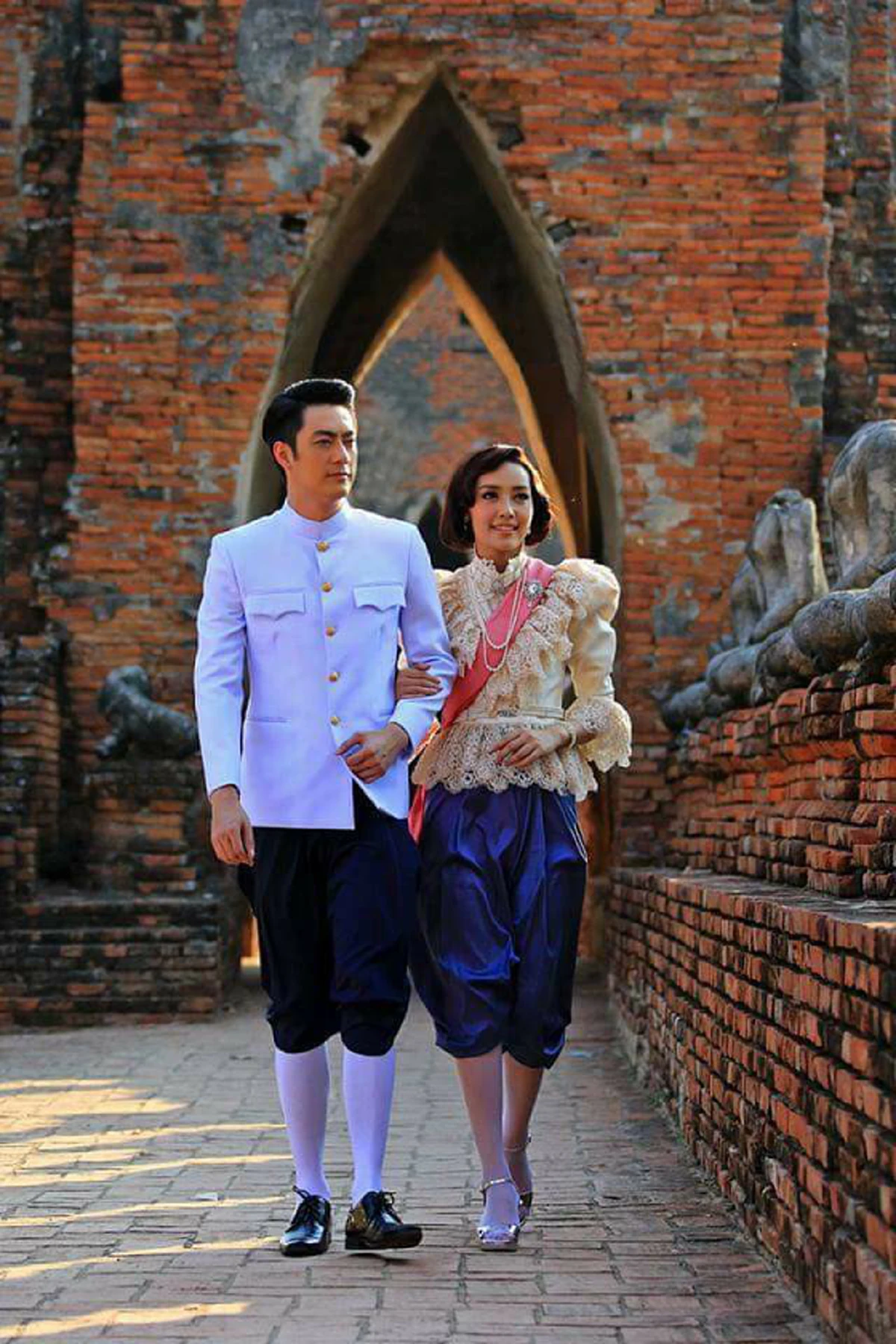 ขุดกรุคุณยาย ใส่ชุดไทยไปเที่ยวรอบวัง!! ชวนกันแต่งชุดไทย ร่วมงาน "อุ่นไอรัก คลายความหนาว" ฟรี ระหว่างวันที่ ๘ กุมภาพันธ์ - ๑๑ มีนาคมนี้(คลิป)