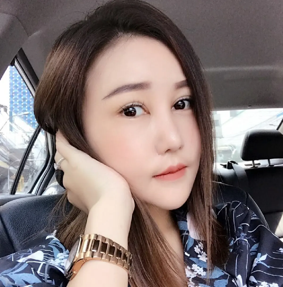 หัวร้อนเลย สาวโวยถอยรถหรูป้ายแดงกว่า 3 ล้าน เครื่องพัง โชว์รูมปัดรับผิดชอบ อ้างเป็นความผิดลูกค้า