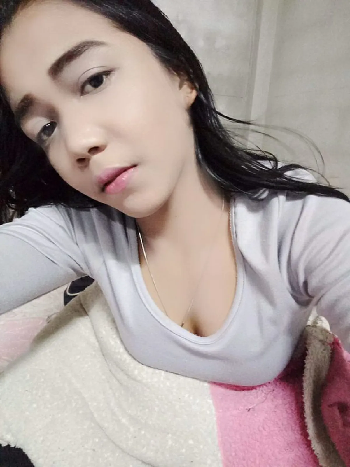 **หายไปนานจนเกือบลืม !!! "น้องล่า เหนียวไก่" ที่เคยตกเป็นกระแสโด่งดัง ! ปัจจุบันโตเป็นสาวแล้ว สวยขึ้นจนจำแทบไม่ได้ ?