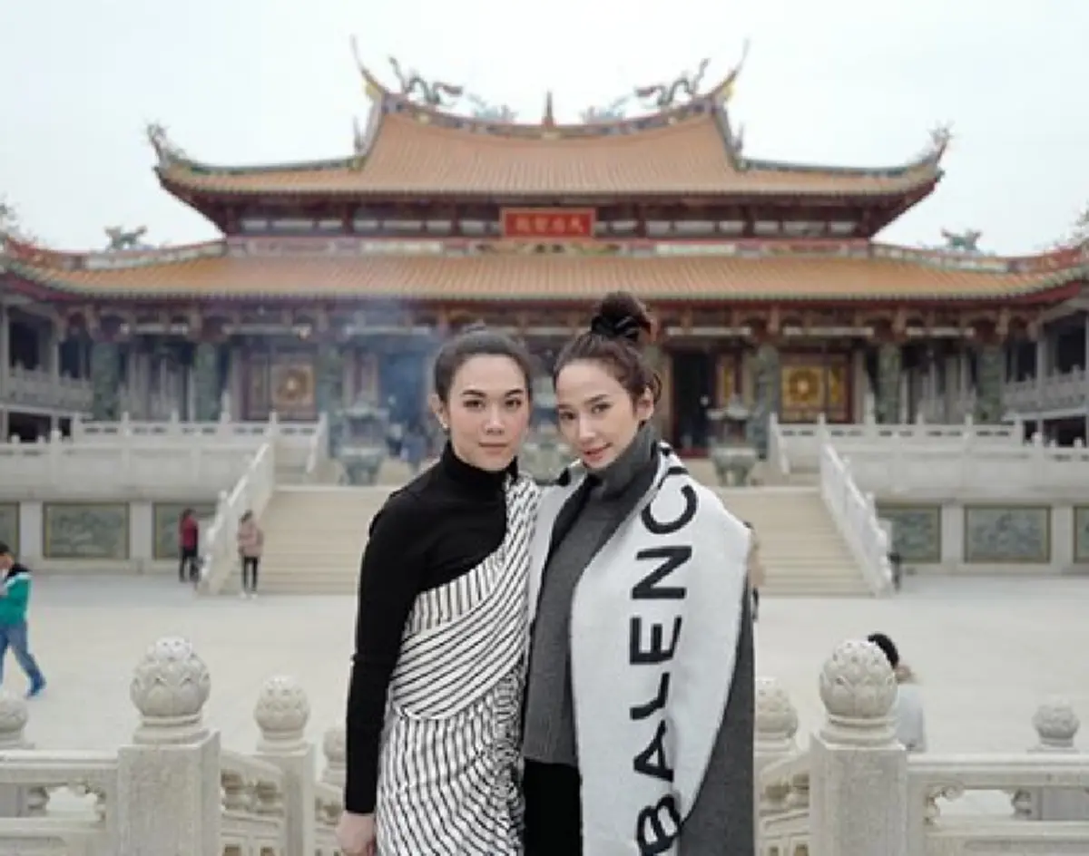 แม่มาแล้ว!! "อั้ม" เคลื่อนไหวครั้งแรก หลังถูก "ลีน่า จัง" ด่า..เป็นซุปตาร์ไร้ผัว งานนี้จัดเต็มถึงใจ แคปชั่นใสๆ แต่ตีความหมายได้เจ็บมาก!?