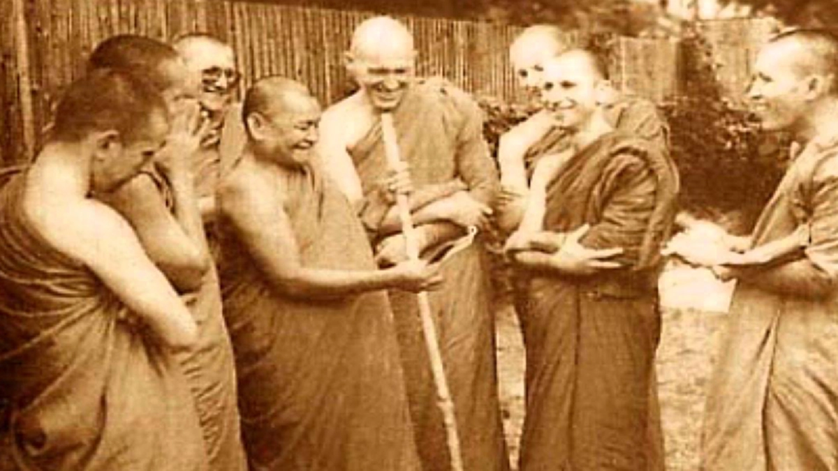 “พระอยู่สะดวกสบาย ไปสอนเรื่องมักน้อย ชาวบ้านจะเข้าใจหลักแต่ไม่ถึงใจ” หลักการสอนชาวบ้าน ของหลวงพ่อชยสาโร!!!