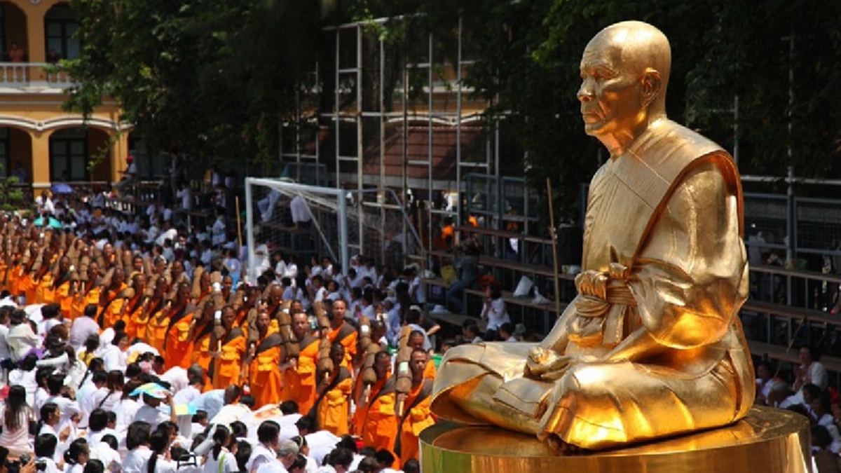ธรรมกายแจ้งรูปหล่อ “หลวงพ่อสดทองคำหนัก 1 ตัน” ช่างหล่อไม่ต้องการร่วมขบวนโกหก เลยบอกของจริงแค่ 420 กิโลเอง!!!