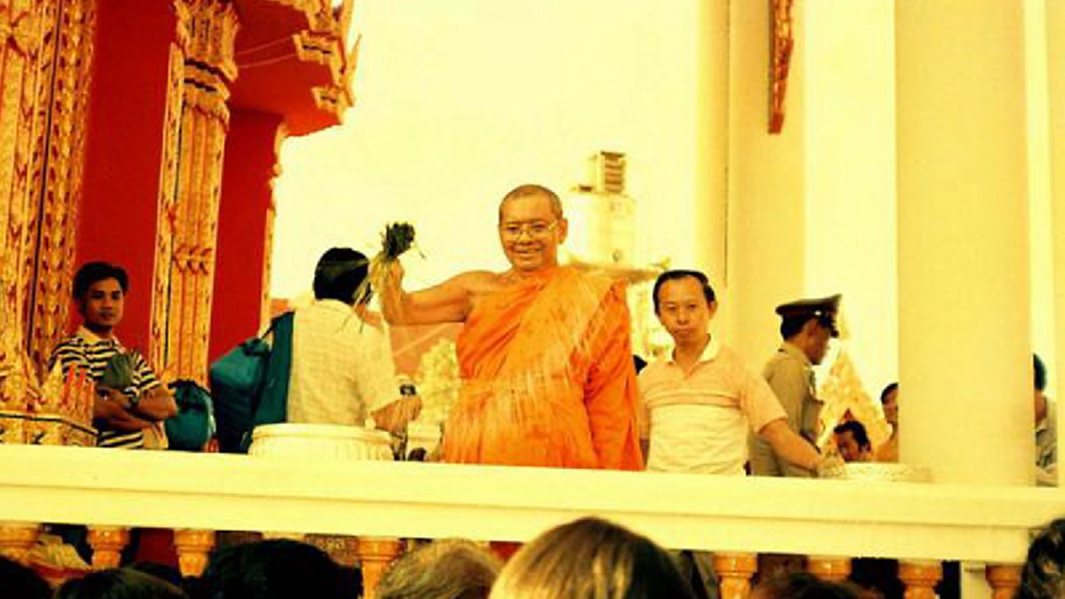 หลวงพ่อฤๅษีลิงดำบอก “พระยายมให้ฝากมาบอก ของดีในการทำบุญนะ ถวายสังฆทานนะดีที่สุด”