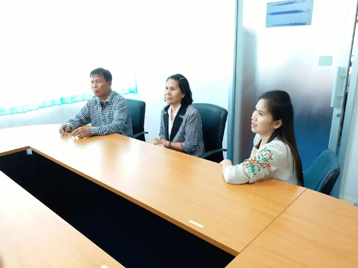 ทีนิวส์ ขอเดินหน้าสร้างความสามัคคีของชาวบ้านกระสังสามัคคี บุรีรัมย์ จากกรณีข่าว ภรรยาอดีตครูทำร้ายเด็กป.2 (ชมคลิป)