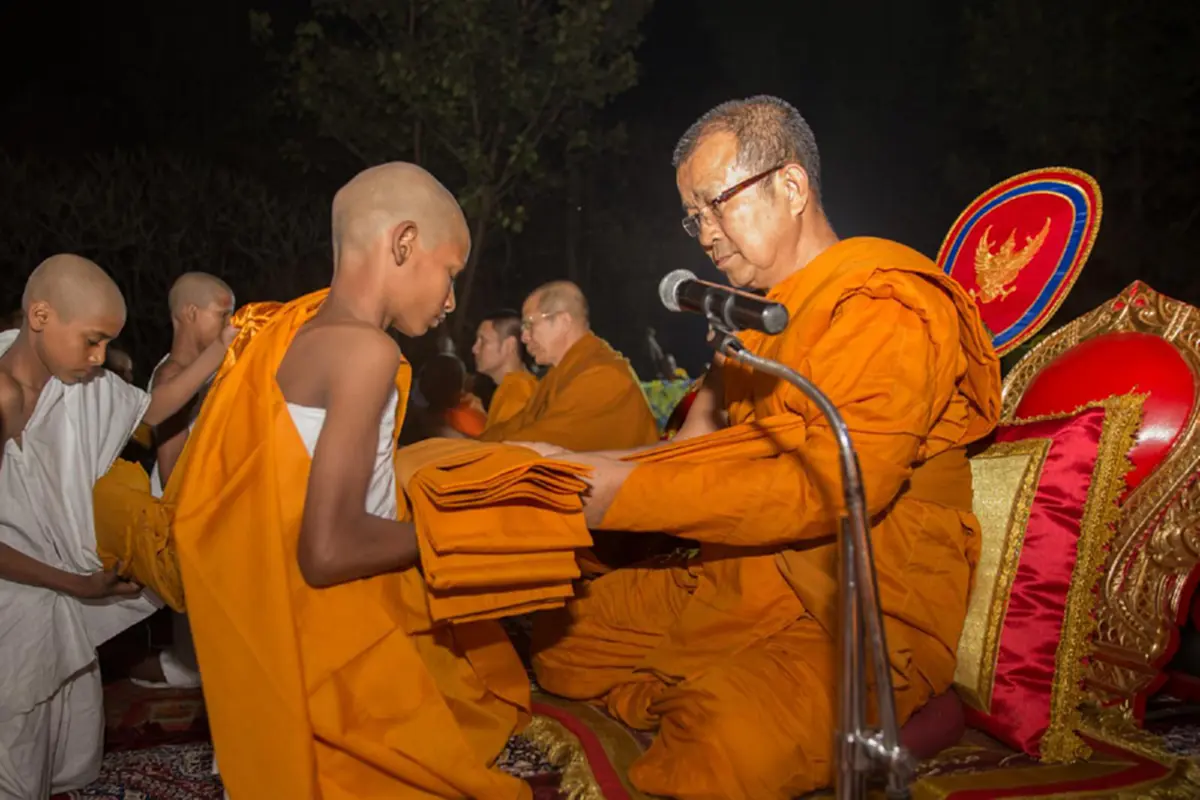 พิธีบรรพชาสามเณรอินเดีย ๑๓๐ รูป ครั้งประวัติศาสตร์เมืองกุสินารา ณ สถานที่ปรินิพพานของพระสัมมาสัมพุทธเจ้า