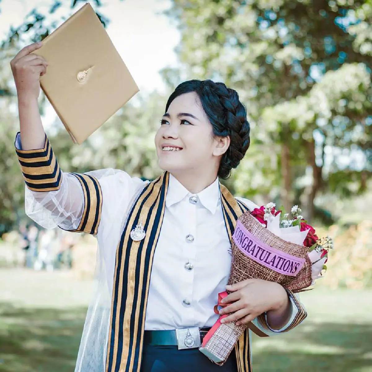 โคตรเจ๋ง!!! เปิดตัว "เด็กอยุธยาฯ" เก่งขั้นเทพ ทำโปรเจคจบ CG "วัดไชยวัฒนาราม" จนถูกนำไปใช้จริงในละครดัง "บุพเพสันนิวาส" !!!